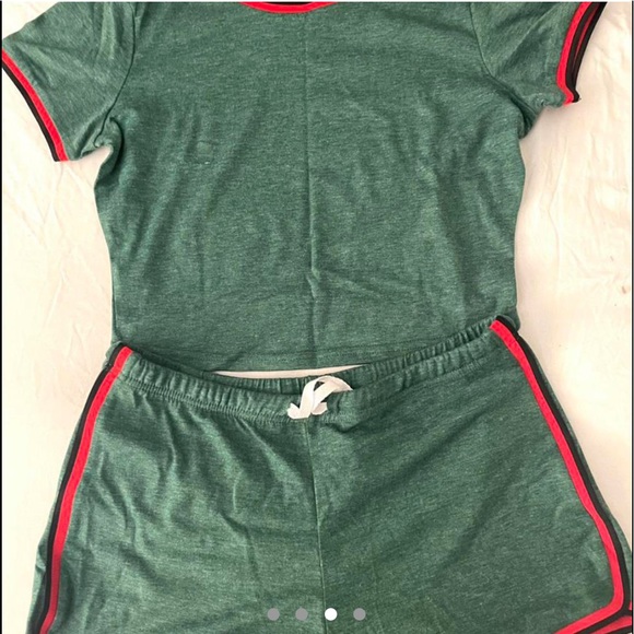 ♥︎ Brand New! Green Two Piece ♥︎ - Picture 3 of 3